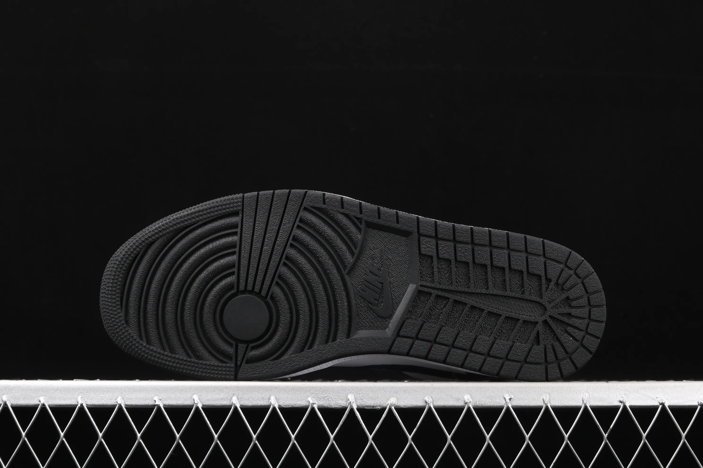 All categories Air Jordan Jordan series basketball shoes Air Jordan 1 Low New version Air Jordan 1 Low AJ1 Joe 1 first-layer low-top cultural and leisure sports sneakers CZ8659-100